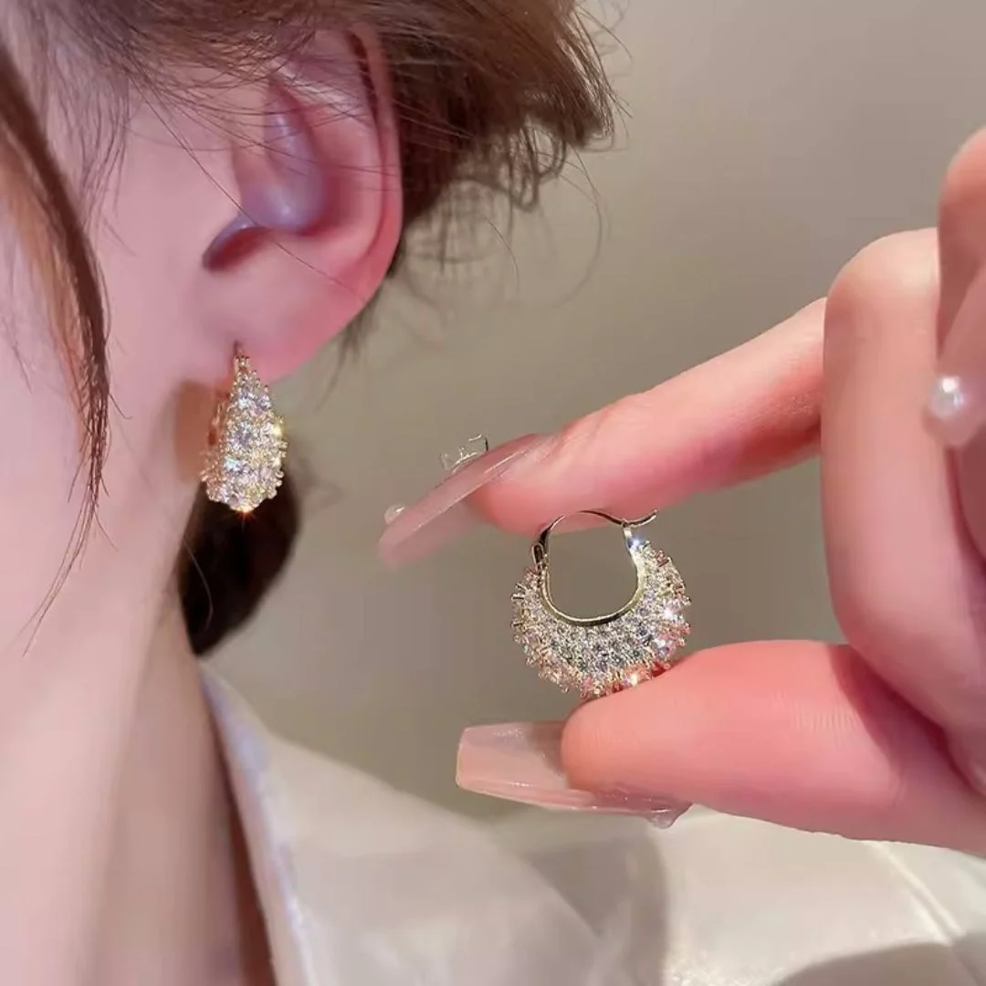 Stella Sparkle Hoops Earrings - midzumi