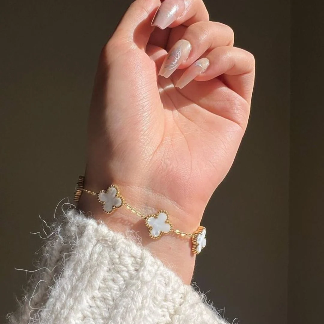 Clover Grace Chain Bracelet - midzumi