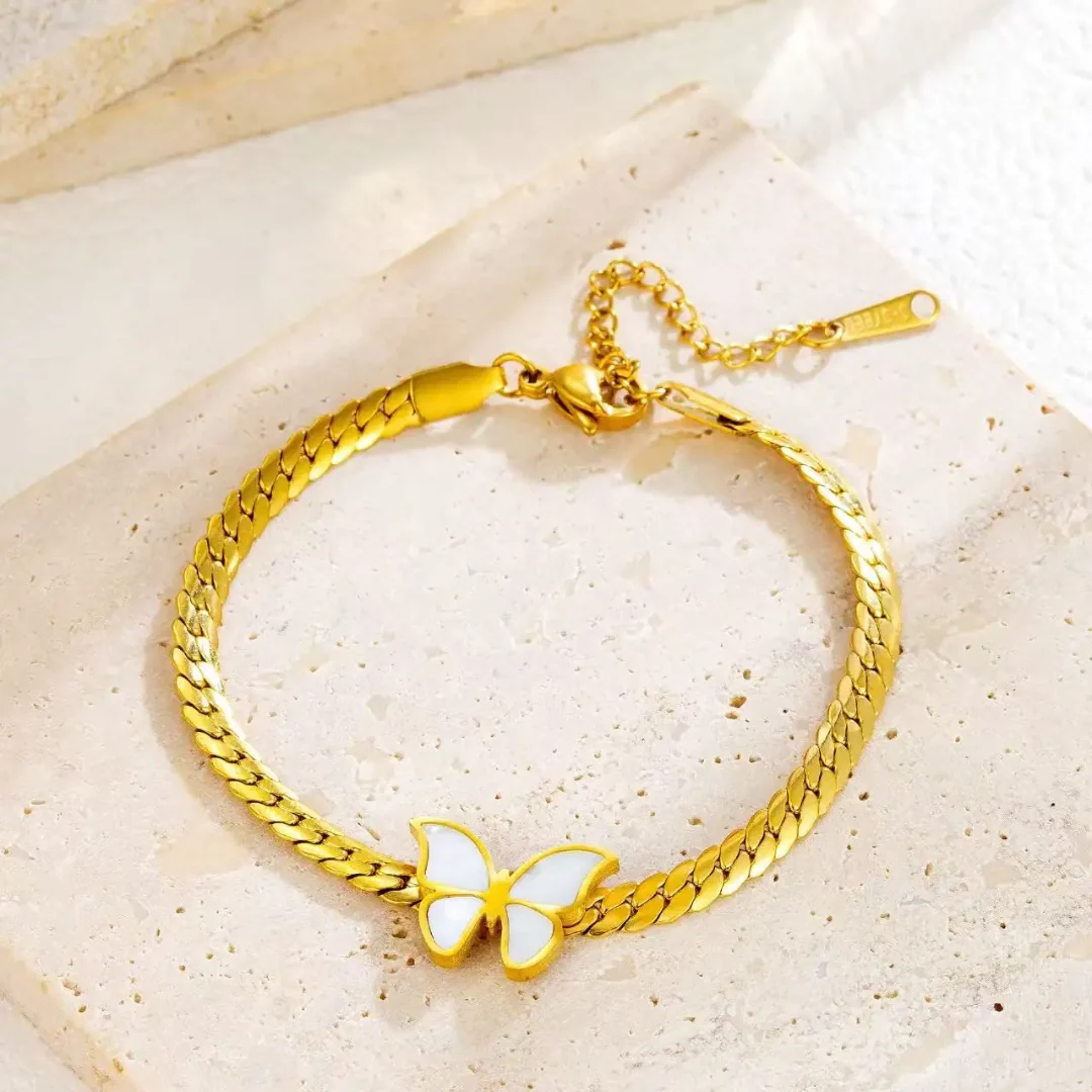 Seraphina Butterfly Bracelet - midzumi