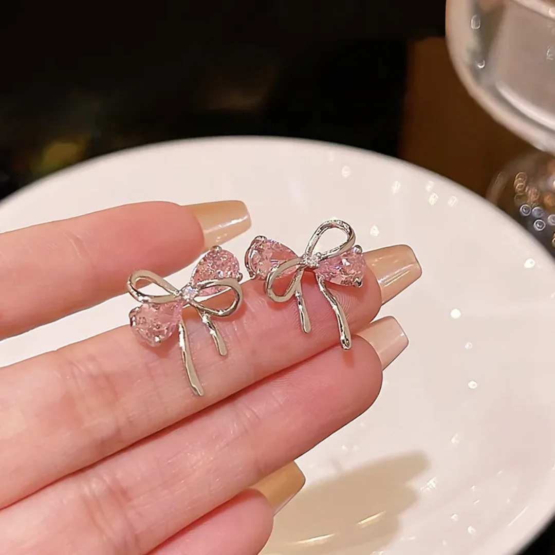 Silver Belle Earrings - midzumi