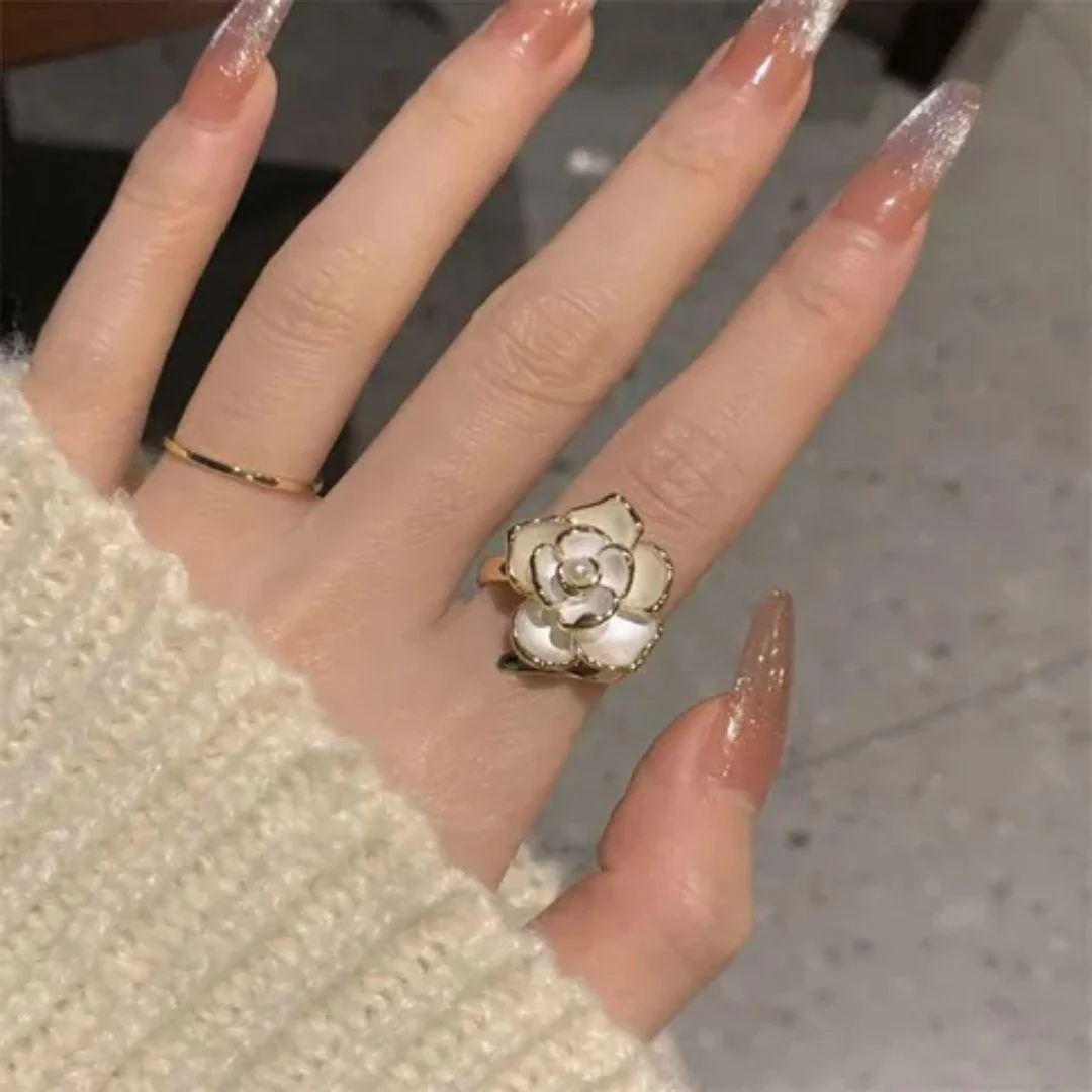 Cut The Crap Flower Ring - midzumi
