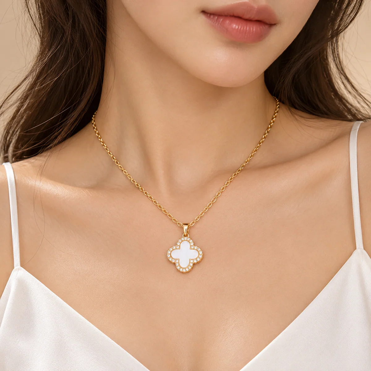Black and White Neckpiece (worn in 2 way) - midzumi